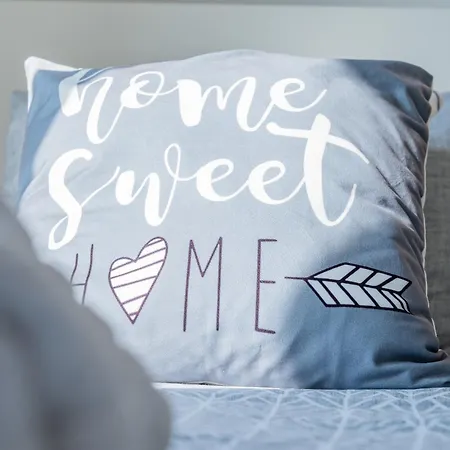 De Bono - Ursula By Eldi Valletta